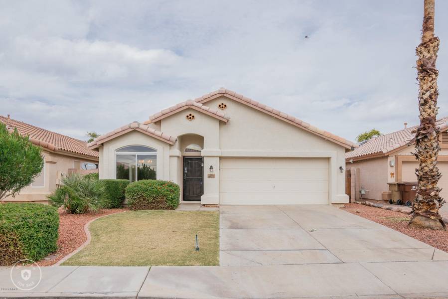 8610 W PARADISE Lane, Peoria, AZ 85382