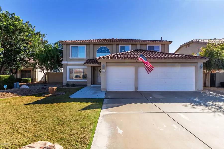 2631 E CATCLAW Street, Gilbert, AZ 85296