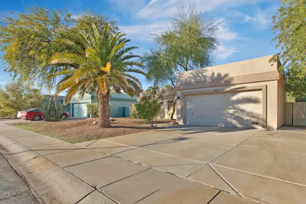 Chandler, AZ 85225,1580 E WHITTEN Street