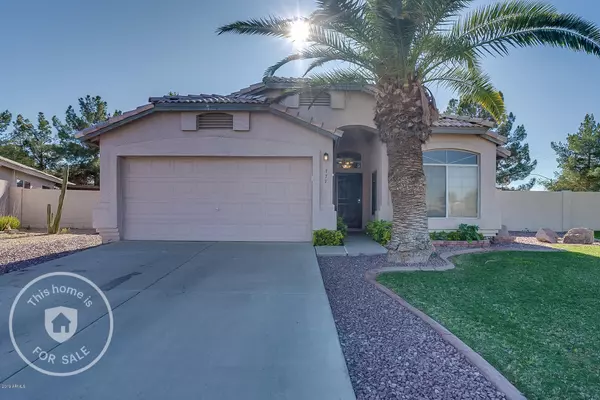 777 W BAYLOR Lane, Gilbert, AZ 85233