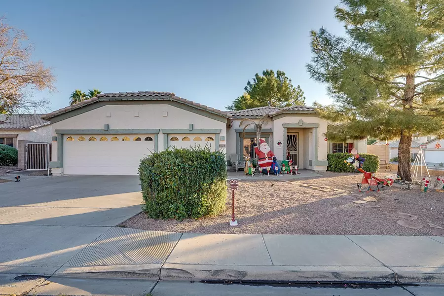 1025 E SAN CARLOS Way, Chandler, AZ 85249