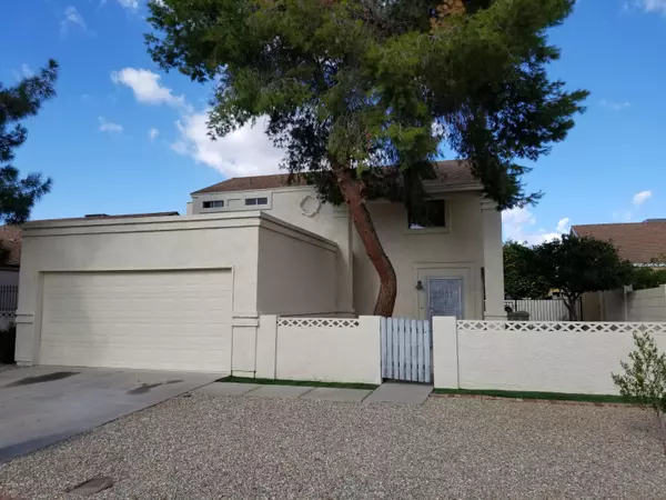 6526 W CINNABAR Avenue, Glendale, AZ 85302