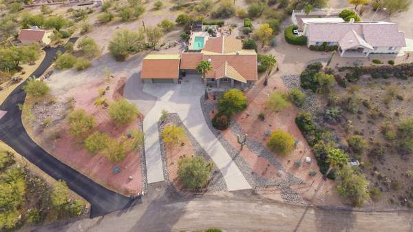 Wickenburg, AZ 85390,32823 MANRAD Drive