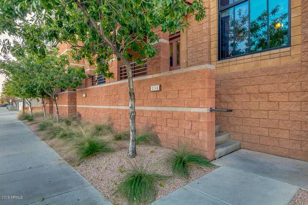 Tempe, AZ 85281,330 S FARMER Avenue #104