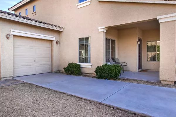 Chandler, AZ 85249,6697 S GARNET Way