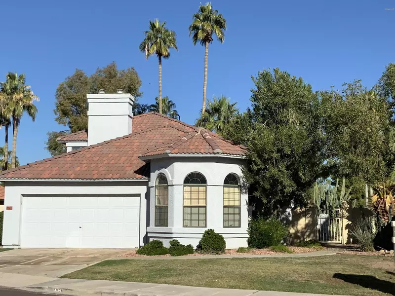 7056 W MORROW Drive, Glendale, AZ 85308