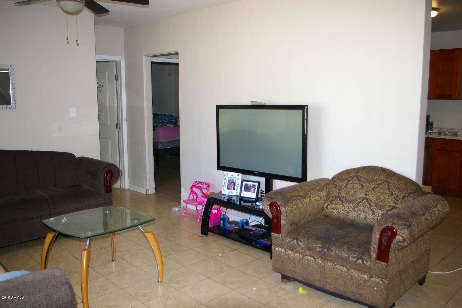 Phoenix, AZ 85008,2536 E CULVER Street