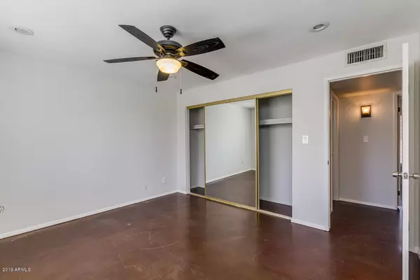 Phoenix, AZ 85044,10852 S YUTA Street