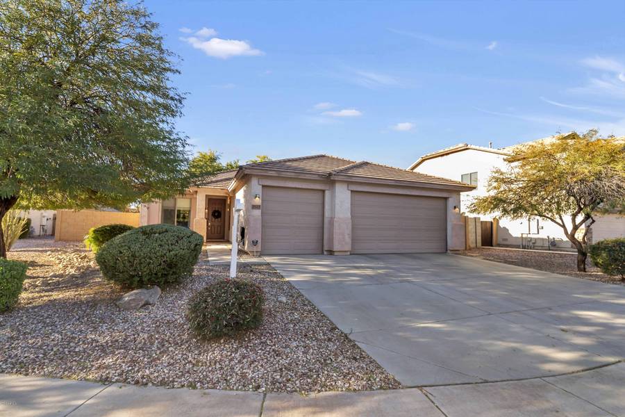 2527 W GOLDMINE MOUNTAIN Cove, Queen Creek, AZ 85144