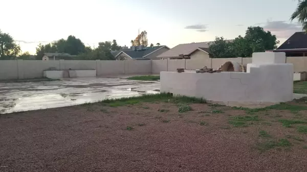 Glendale, AZ 85303,7404 W READE Avenue