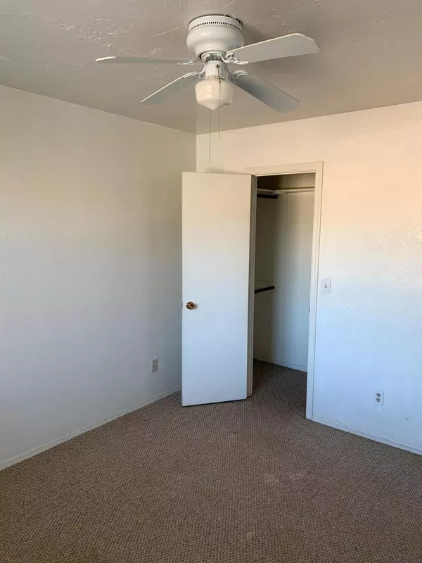 Phoenix, AZ 85032,2845 E Tracy Lane #6