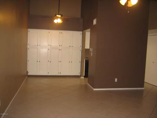 Mesa, AZ 85201,629 N MESA Drive #7