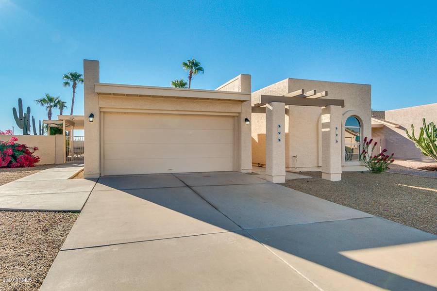 9825 E NAVAJO Place, Sun Lakes, AZ 85248