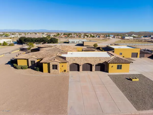 San Tan Valley, AZ 85143,917 W QUAIL Circle