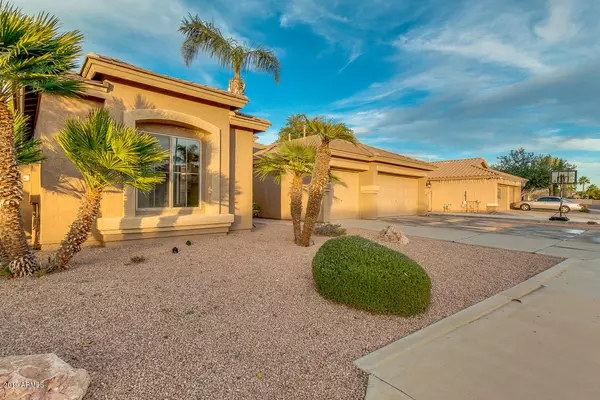 Chandler, AZ 85249,2292 E WATERVIEW Place