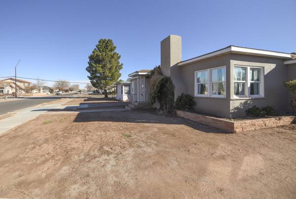 Winslow, AZ 86047,303 W MAHONEY Street