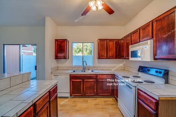 Chandler, AZ 85225,1970 N HARTFORD Street #106