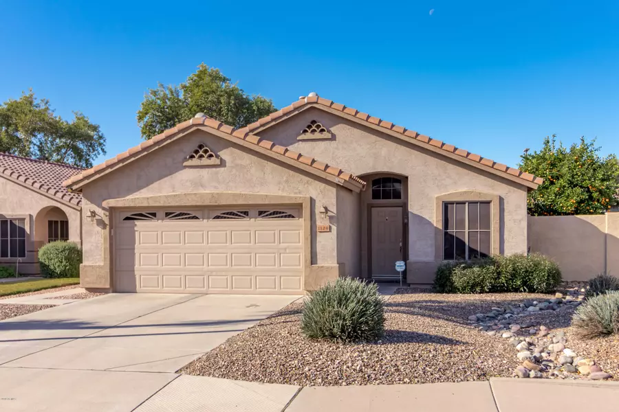 1124 N SETON Avenue, Gilbert, AZ 85234