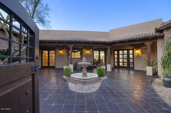 Paradise Valley, AZ 85253,6286 E CHENEY Drive