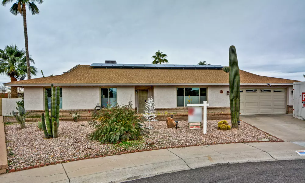 902 E ROCKWOOD Drive, Phoenix, AZ 85024