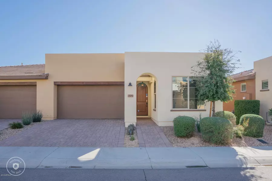 775 E SILVERSWORD Lane, San Tan Valley, AZ 85140