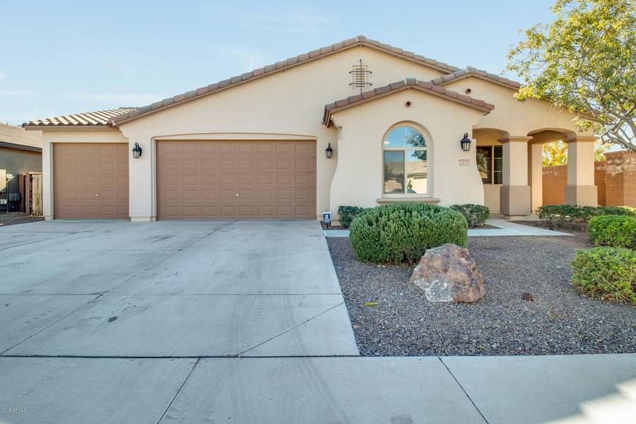 1193 W DOVE TREE Avenue, San Tan Valley, AZ 85140