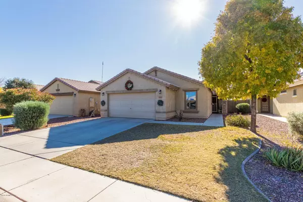 1153 W DESERT SEASONS Drive, San Tan Valley, AZ 85143