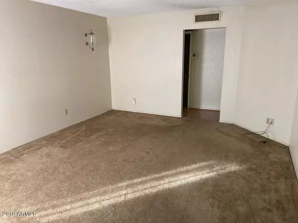 Phoenix, AZ 85032,3216 E SWEETWATER Avenue