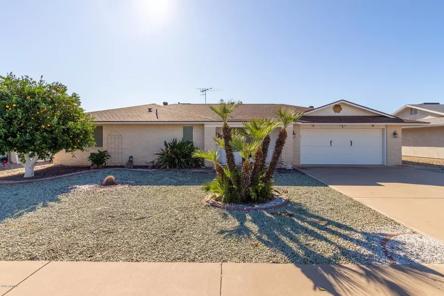 13015 W WHISPERING OAKS Drive, Sun City West, AZ 85375