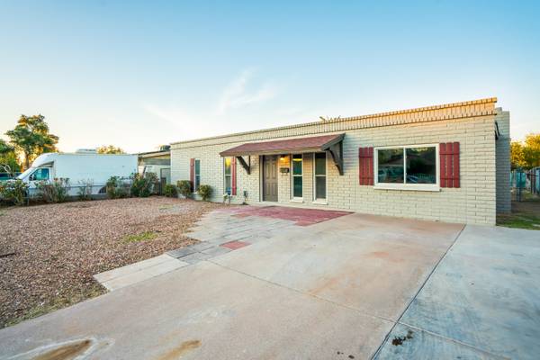 Phoenix, AZ 85041,1622 W CARSON Road