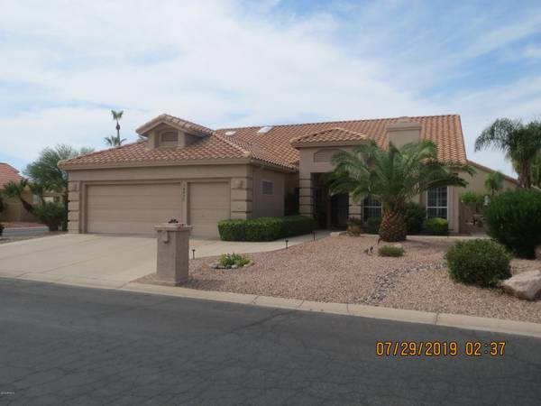 10922 E REGAL Drive, Sun Lakes, AZ 85248