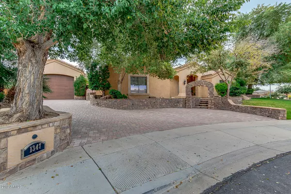 Mesa, AZ 85207,1347 N 70TH Place