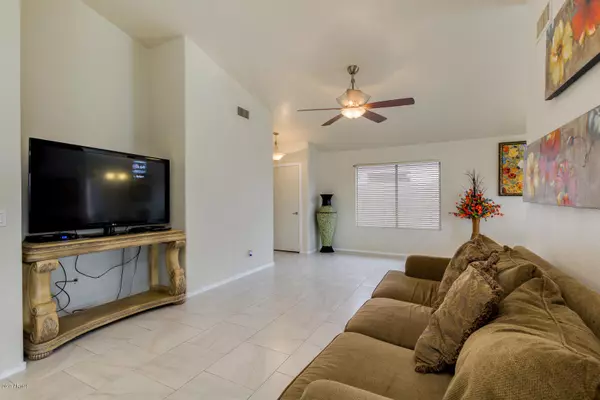 Glendale, AZ 85303,7355 N 70TH Avenue