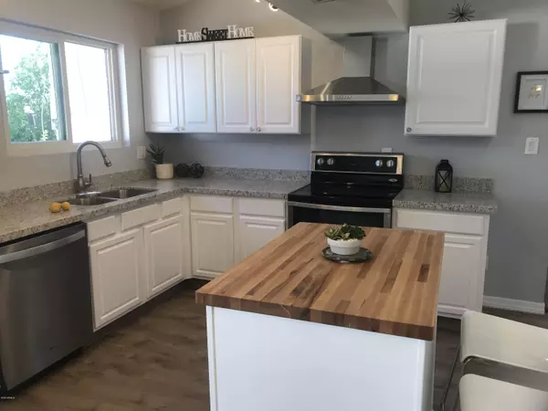 Phoenix, AZ 85032,12401 N 29TH Place