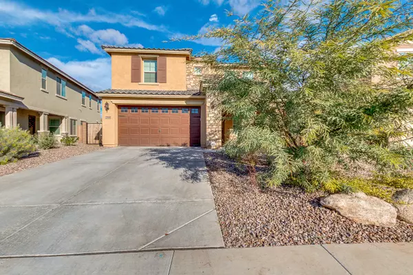 2390 E GILLCREST Road,  Gilbert,  AZ 85298