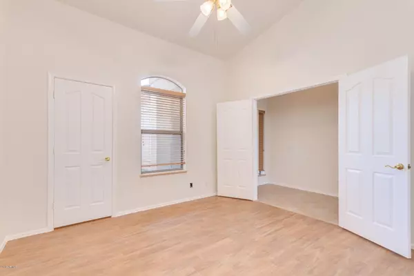 Sun Lakes, AZ 85248,9633 E HOLIDAY Way