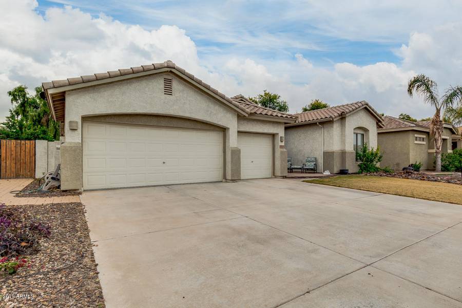 3517 E LOWELL Avenue, Gilbert, AZ 85295