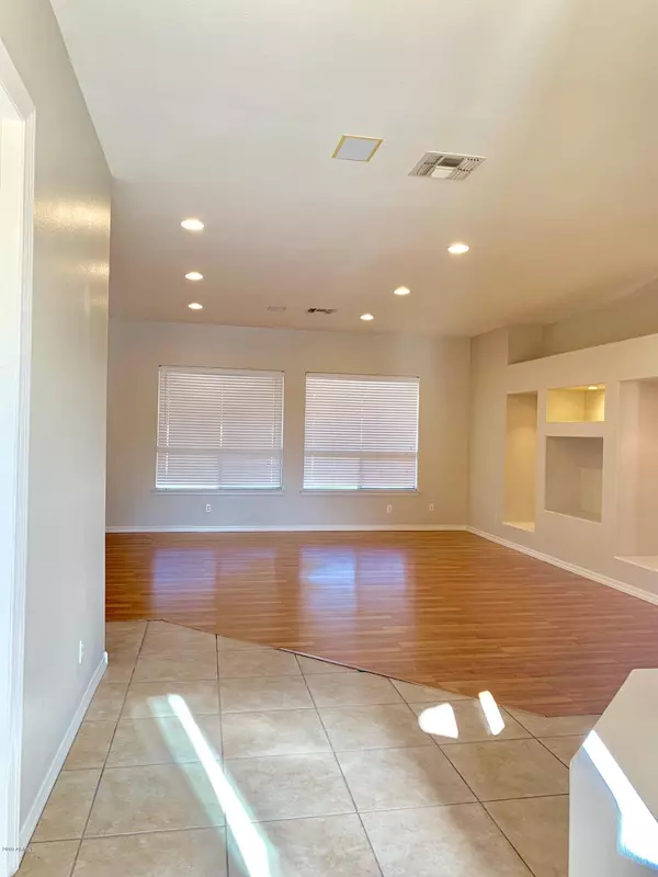 Glendale, AZ 85303,7414 N 82ND Lane