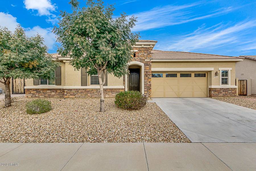 18624 W CINNABAR Avenue, Waddell, AZ 85355