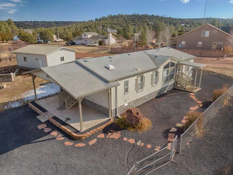 1072 RIM VIEW Drive, Show Low, AZ 85901