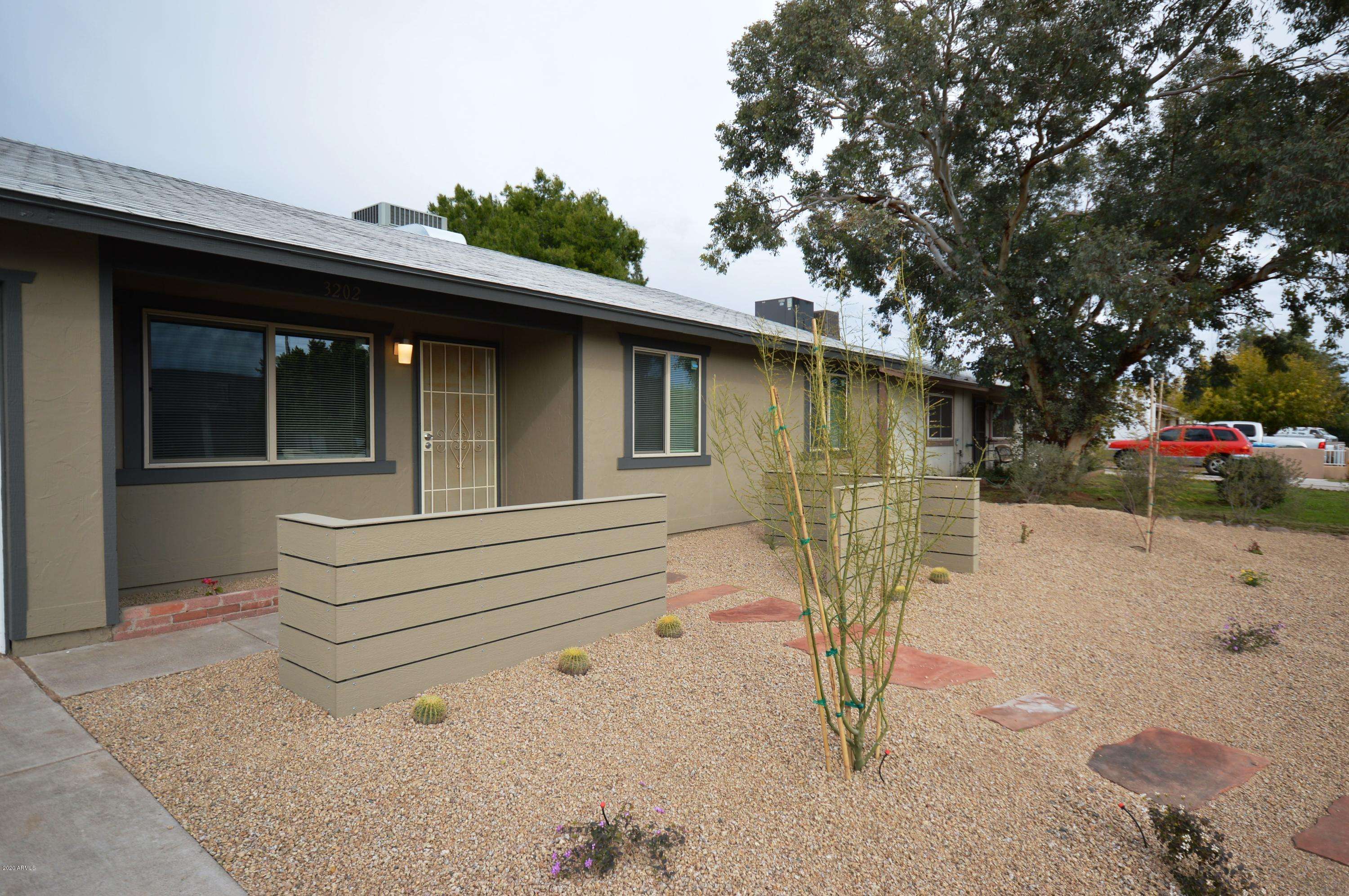 Phoenix, AZ 85053,3202 W BLUEFIELD Avenue