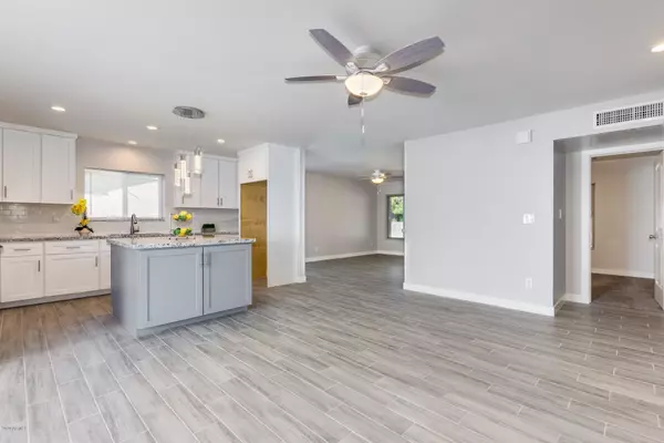 Phoenix, AZ 85032,2731 E ASTER Drive