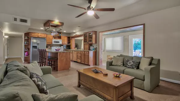 Scottsdale, AZ 85254,5252 E KAREN Drive