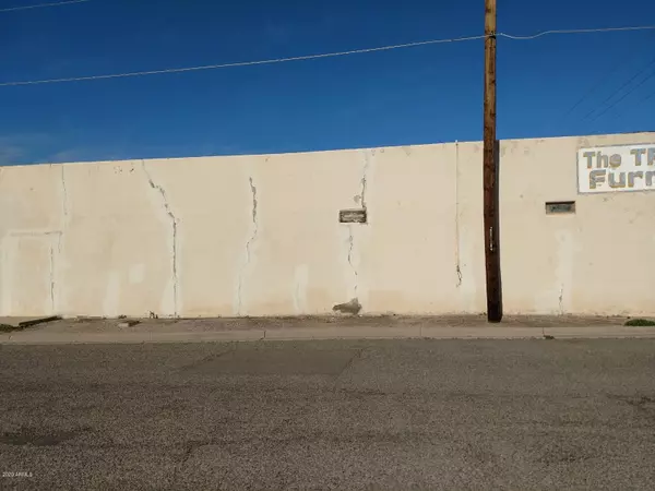 Eloy, AZ 85131,406 N MAIN Street #402