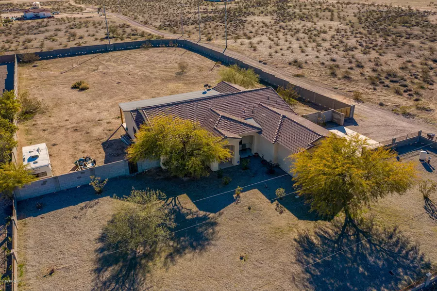 34749 W HOPI Street, Tonopah, AZ 85354