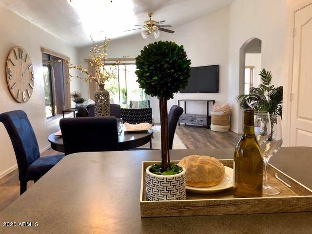 Mesa, AZ 85207,9053 E ELMWOOD Street