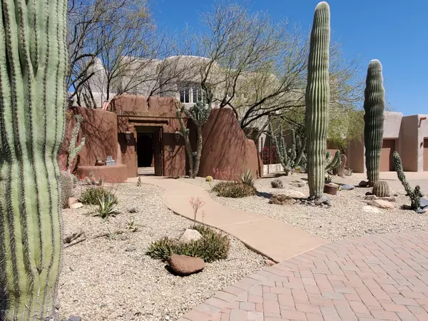 42010 N FLEMING SPRINGS Road, Cave Creek, AZ 85331