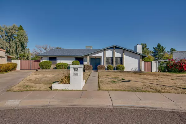 Phoenix, AZ 85029,2116 W SHARON Avenue