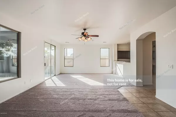 San Tan Valley, AZ 85140,1300 E FERRARA Court