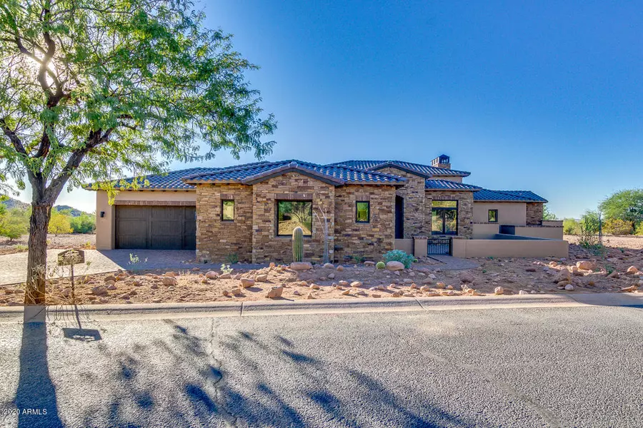 2720 S PINYON VILLAGE Drive, Gold Canyon, AZ 85118